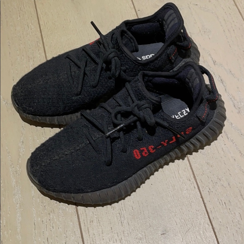 adidas Yeezy Boost 350 V2 Black Red